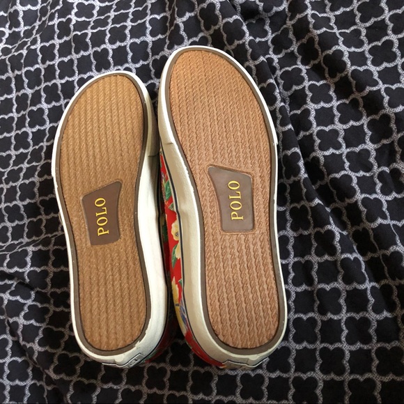 🛑Sold🛑Ralph Lauren Thorton Men's Red Floral Canvas Shoes - Picture 2 of 6